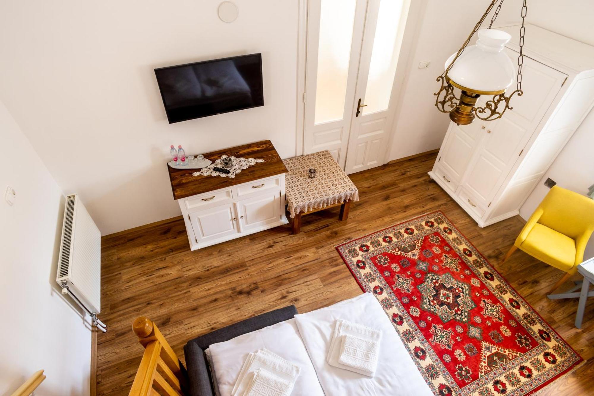 Vaj Bisztro Es Vendeghaz Apartment Palkonya Exterior photo